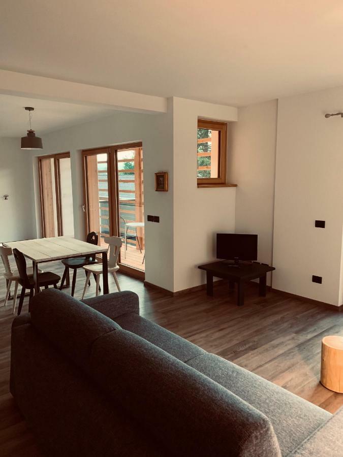 Appartamenti E B&B Casa Ester Базельга-ди-Пине Экстерьер фото